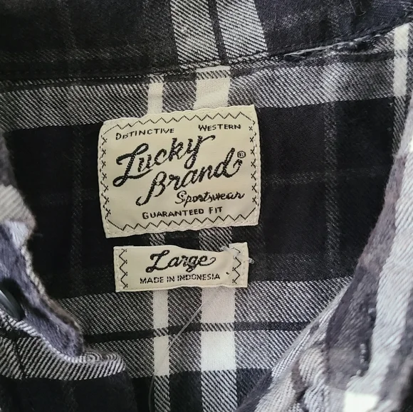 SALE!! Lucky Brand Plaid Button Down Shirt - Picture 2 of 3